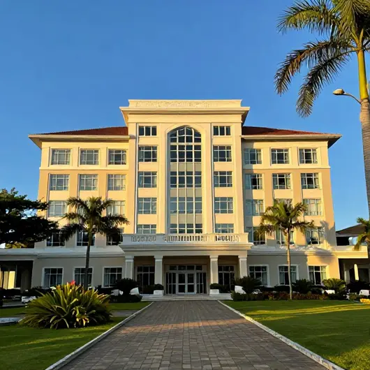 Descubra o Hotel Glória